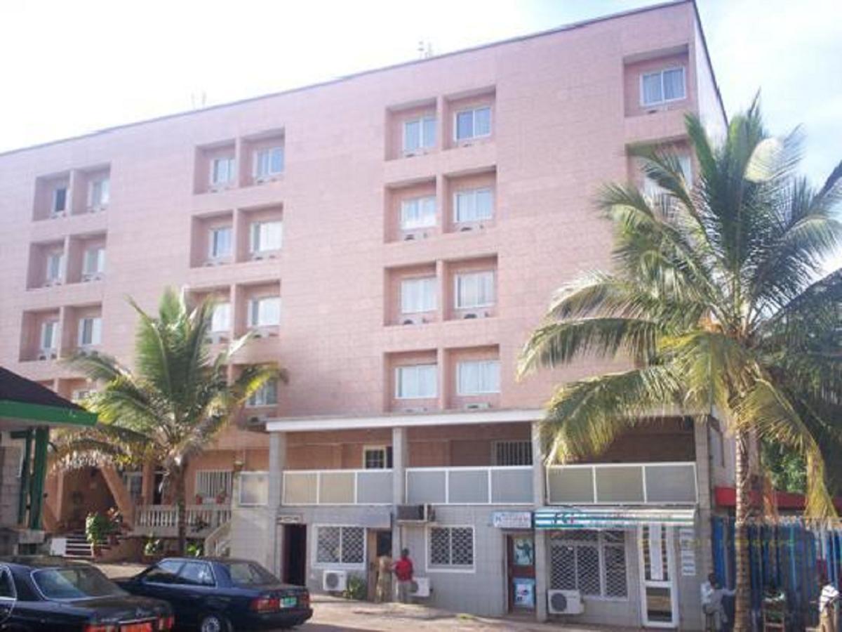 Meumi Palace Yaoundé Kültér fotó
