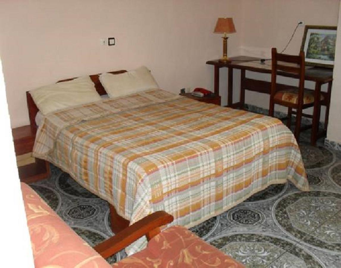 Meumi Palace Yaoundé Kültér fotó