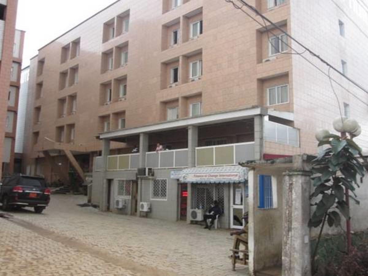 Meumi Palace Yaoundé Kültér fotó